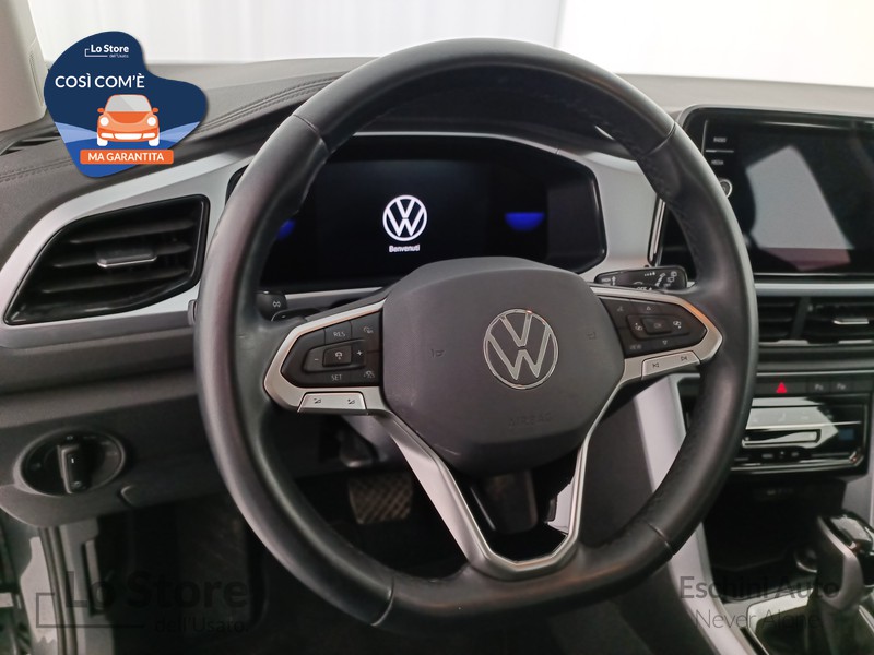 12 - Volkswagen T-Roc 1.5 tsi life dsg
