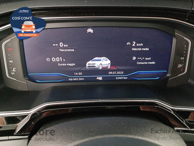 13 - Volkswagen Taigo 1.0 tsi r-line 110cv