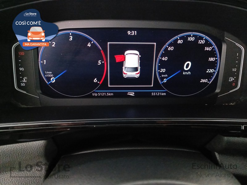 13 - Volkswagen T-Roc 2.0 tdi r-line 150cv dsg