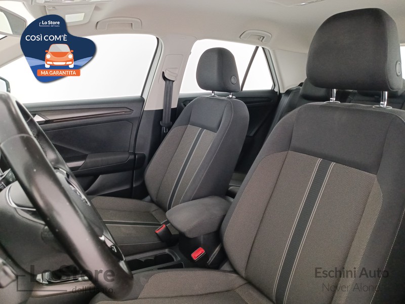 15 - Volkswagen T-Roc 1.6 tdi style