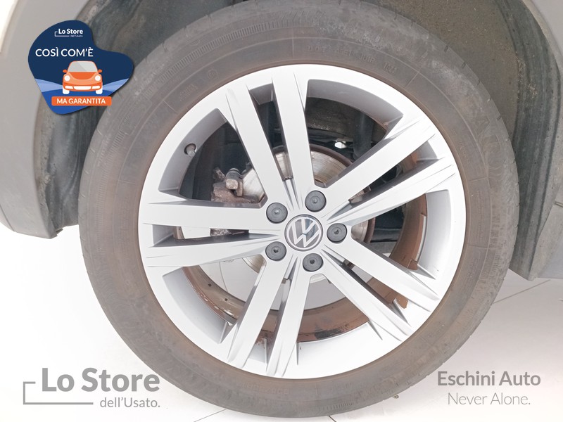 8 - Volkswagen T-Cross 1.0 tsi advanced 110cv