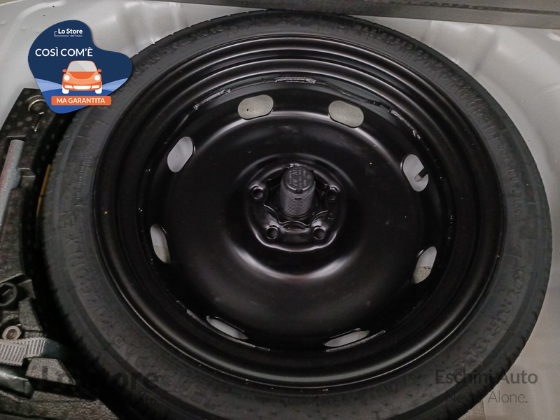 22 - Volkswagen T-Roc 1.0 tsi r-line 110cv