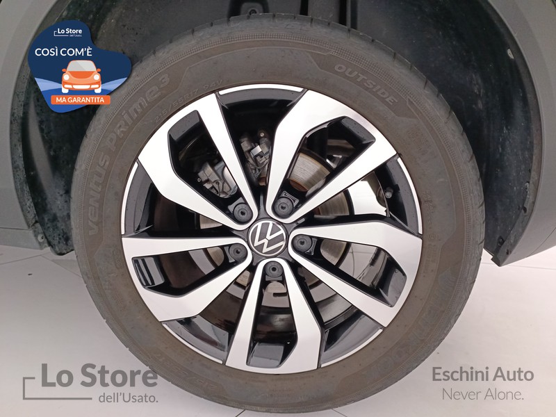 8 - Volkswagen T-Roc 1.0 tsi style 110cv