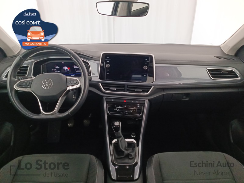 11 - Volkswagen T-Roc 1.0 tsi style 110cv