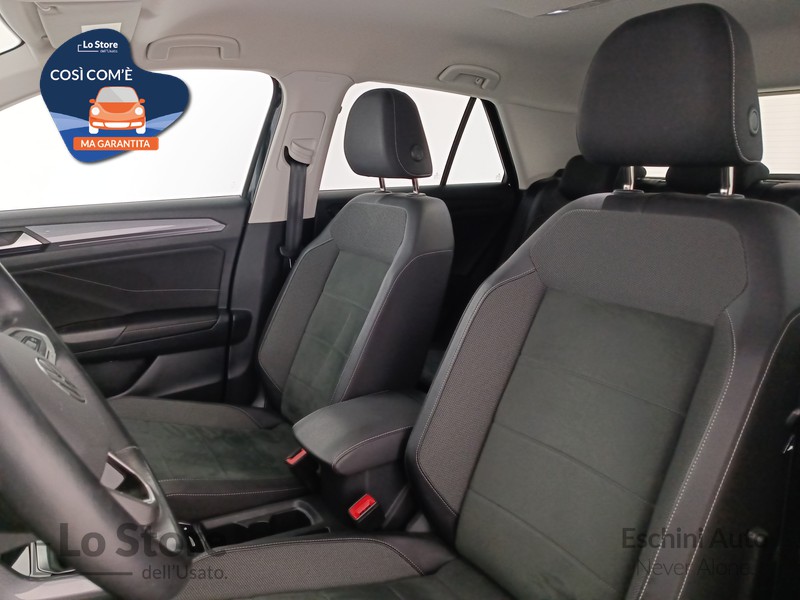 15 - Volkswagen T-Roc 1.0 tsi style 110cv