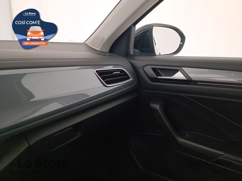 17 - Volkswagen T-Roc 1.0 tsi style 110cv