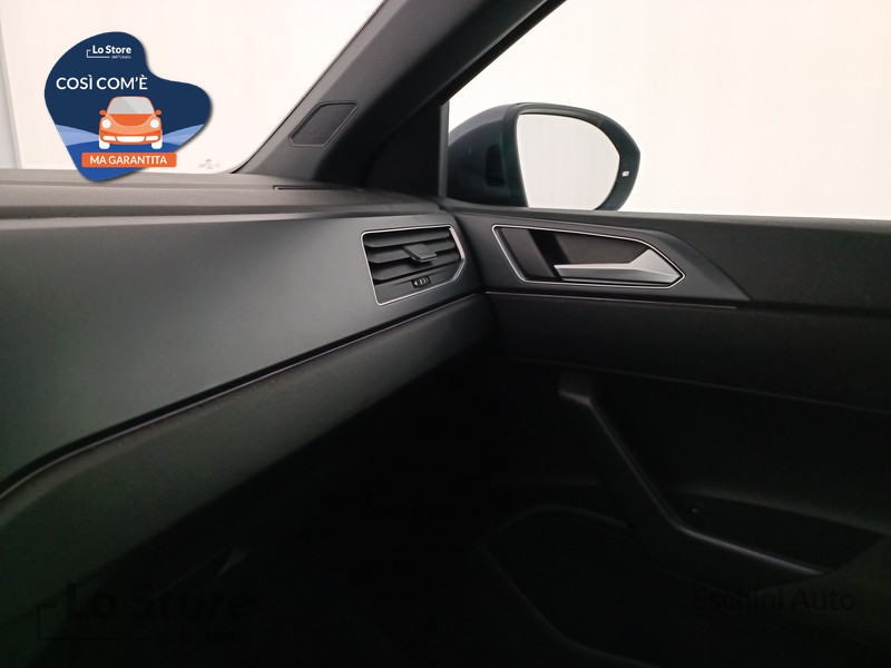 17 - Volkswagen Taigo 1.0 tsi r-line 110cv