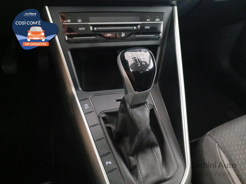 16 - Volkswagen Taigo 1.0 tsi life 110cv