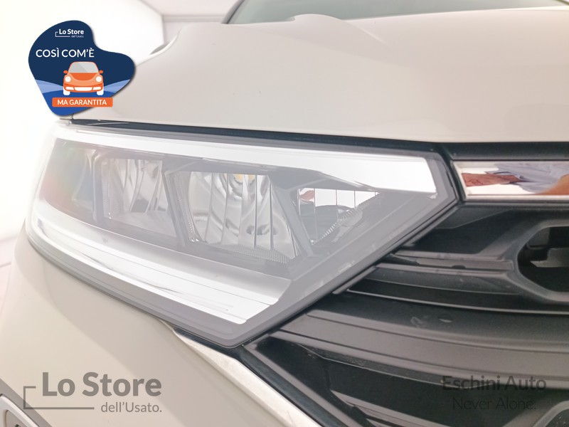 7 - Volkswagen T-Roc 1.0 tsi life 110cv