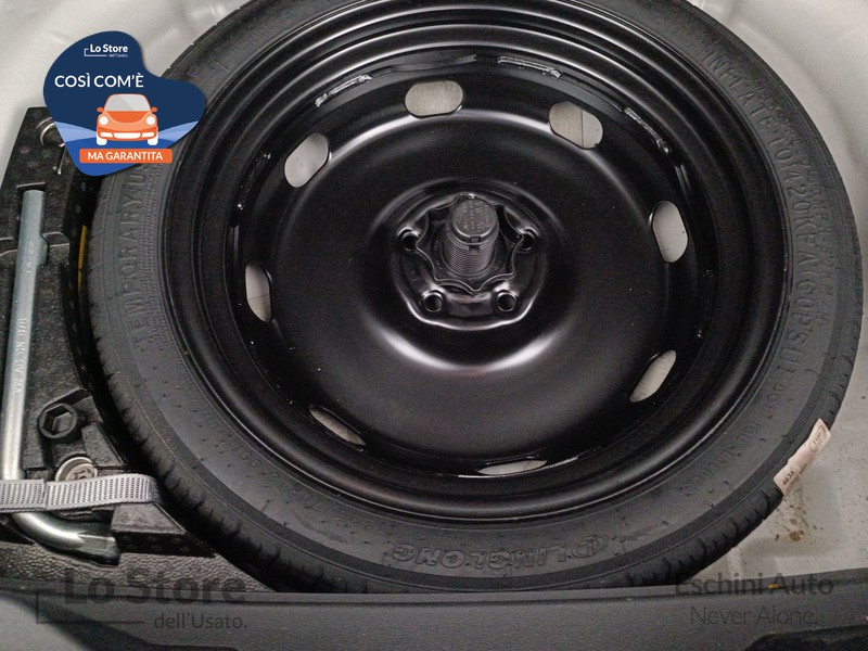 22 - Volkswagen T-Roc 1.0 tsi life 110cv