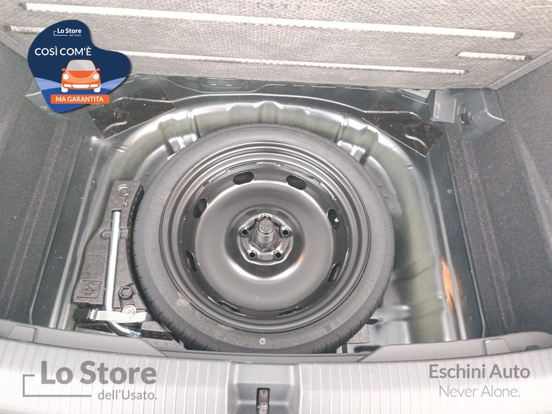 22 - Volkswagen T-Roc 1.5 tsi life dsg