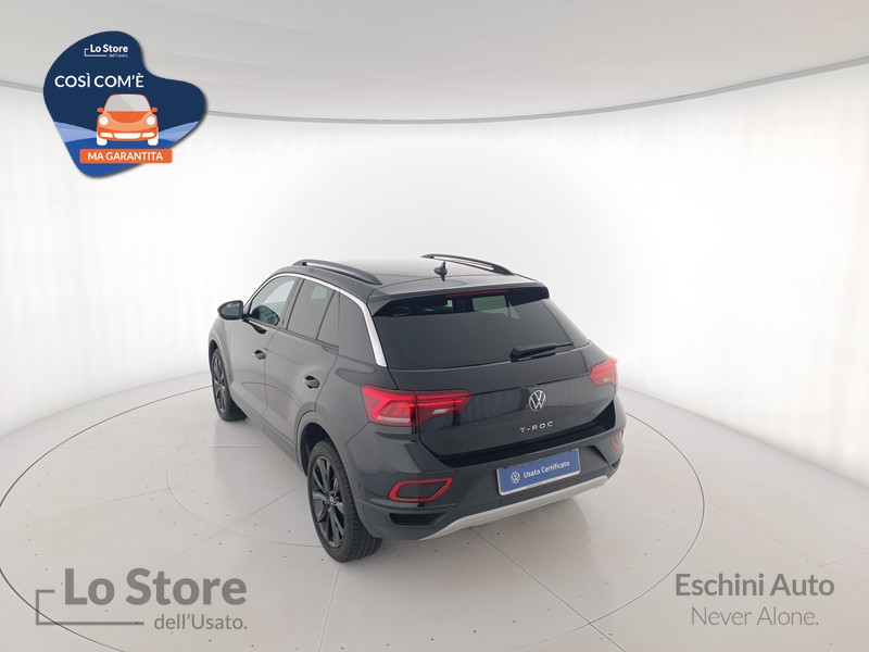6 - Volkswagen T-Roc 1.0 tsi life 110cv