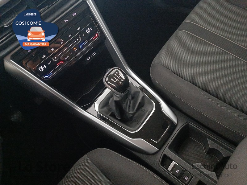 15 - Volkswagen T-Roc 1.0 tsi life 110cv