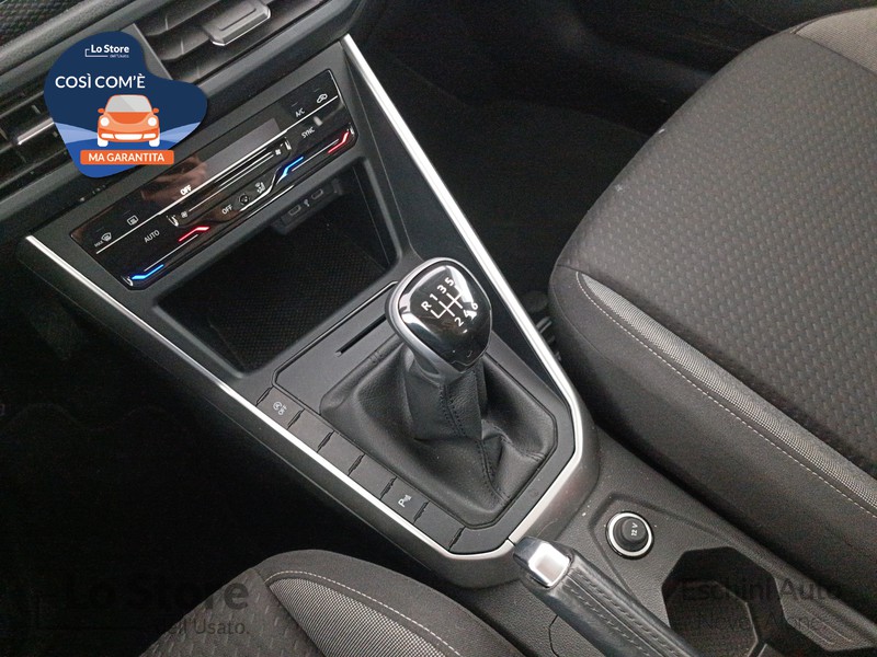 16 - Volkswagen Taigo 1.0 tsi life 110cv