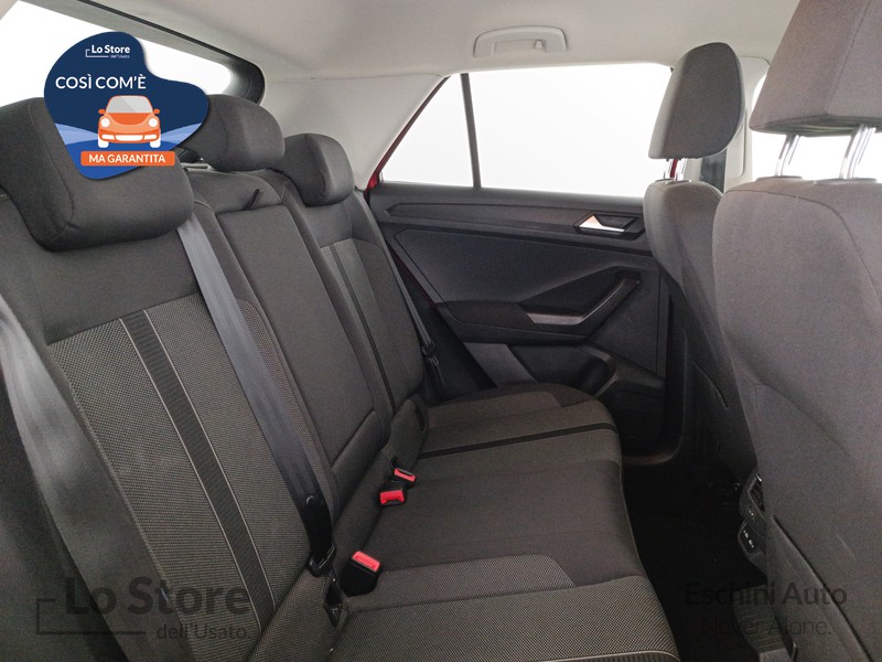 9 - Volkswagen T-Roc 1.0 tsi style 110cv