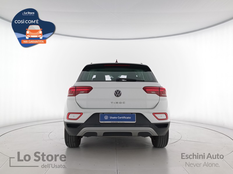 5 - Volkswagen T-Roc 1.0 tsi life 110cv