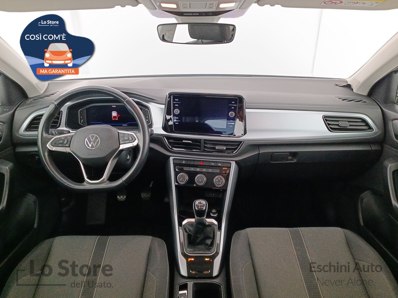 11 - Volkswagen T-Roc 1.0 tsi life 110cv