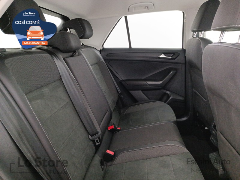 9 - Volkswagen T-Roc 1.0 tsi style 110cv