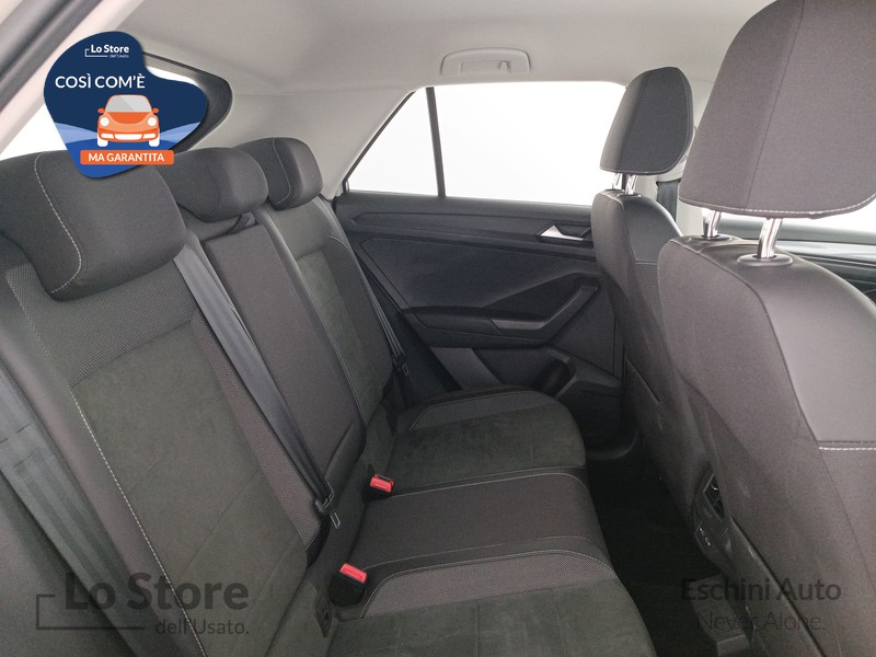 9 - Volkswagen T-Roc 1.5 tsi style dsg