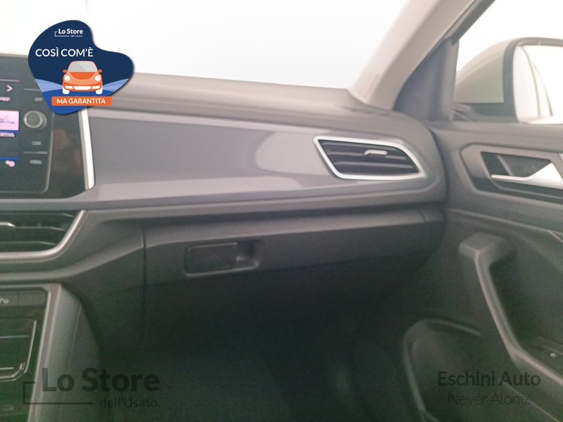 17 - Volkswagen T-Roc 1.5 tsi style dsg