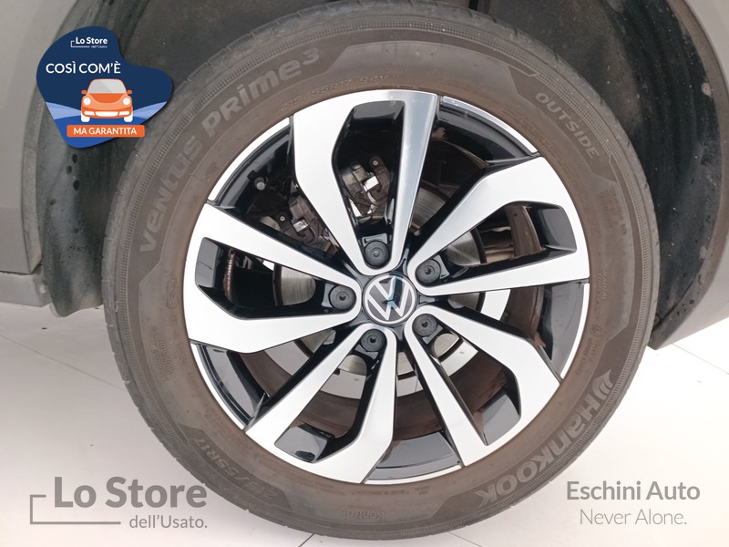 8 - Volkswagen T-Roc 1.0 tsi style 110cv