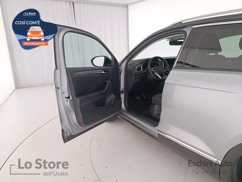 18 - Volkswagen T-Roc 1.0 tsi style 110cv