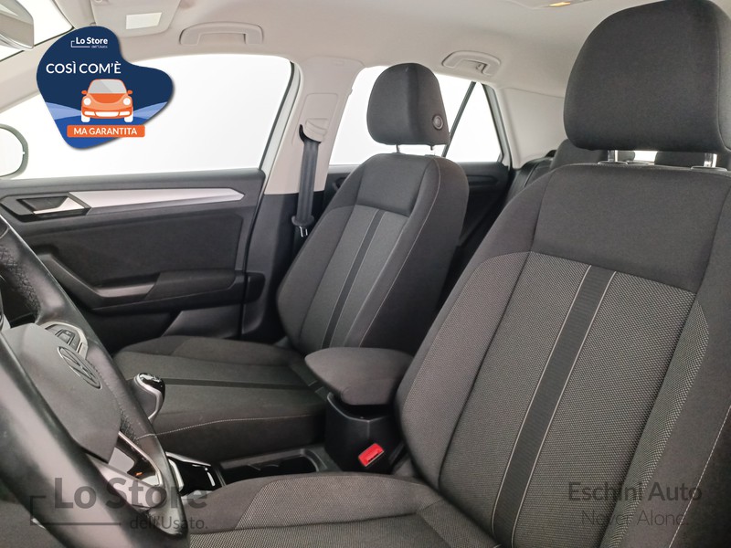 15 - Volkswagen T-Roc 1.0 tsi life 110cv