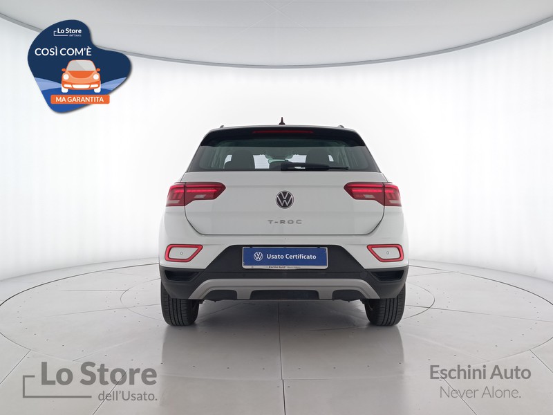 5 - Volkswagen T-Roc 1.0 tsi life 110cv