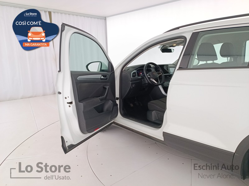 18 - Volkswagen T-Roc 1.0 tsi life 110cv