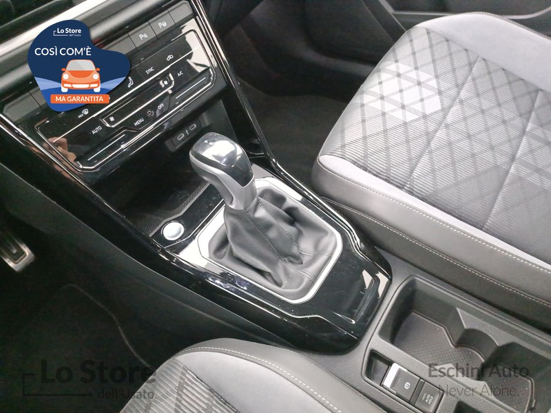 16 - Volkswagen T-Roc 2.0 tdi r-line 150cv dsg