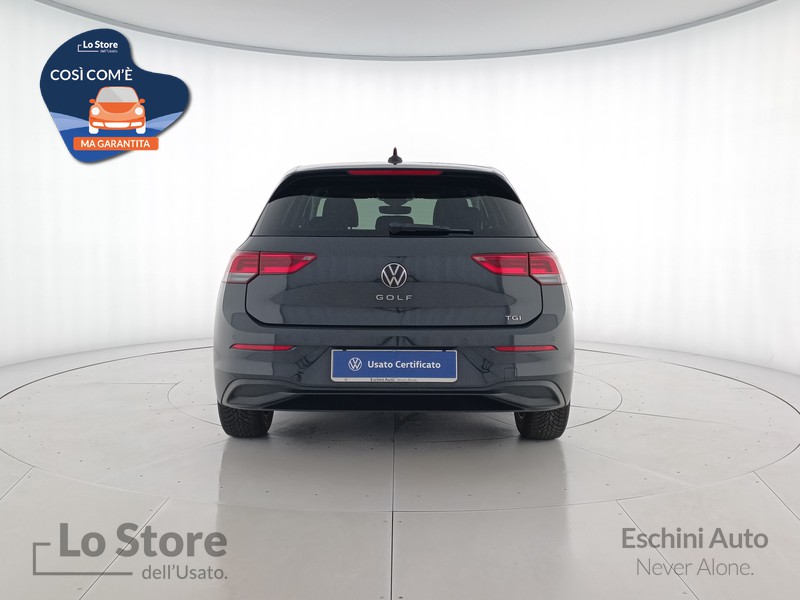 5 - Volkswagen Golf 1.5 tgi life 130cv