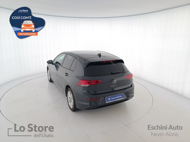 6 - Volkswagen Golf 1.5 tgi life 130cv