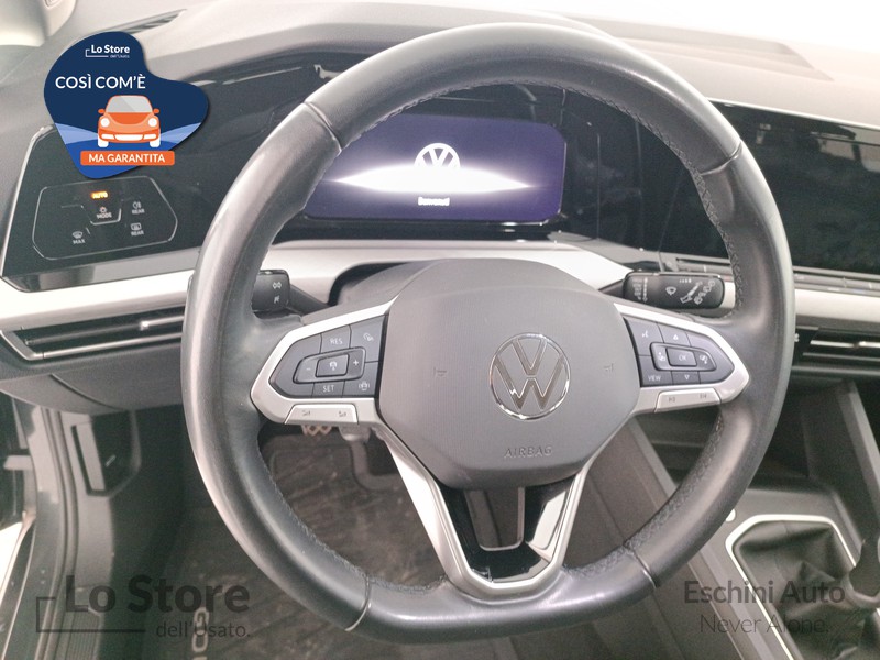 12 - Volkswagen Golf 1.5 tgi life 130cv