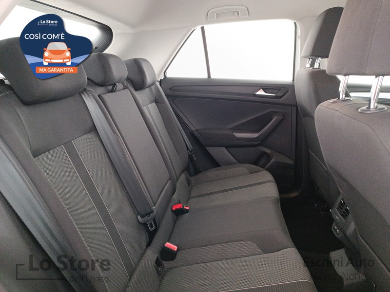 9 - Volkswagen T-Roc 1.0 tsi life 110cv