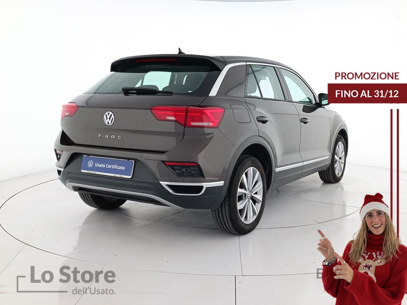 4 - Volkswagen T-Roc 1.0 tsi style 115cv