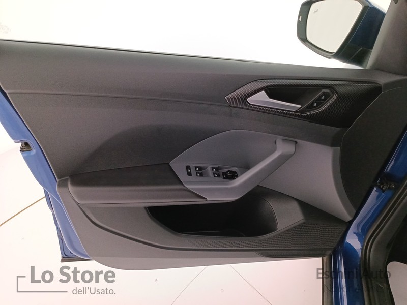 16 - Volkswagen T-Cross 1.0 tsi style 115cv