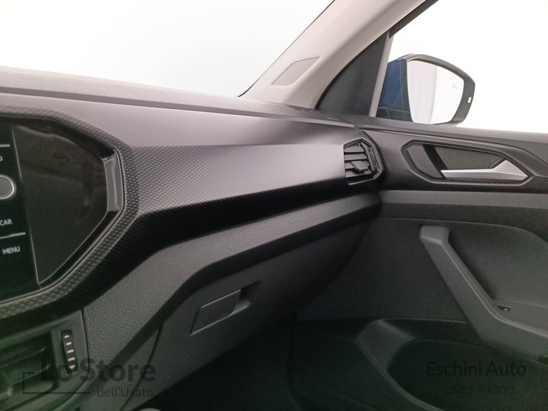 27 - Volkswagen T-Cross 1.0 tsi style 115cv
