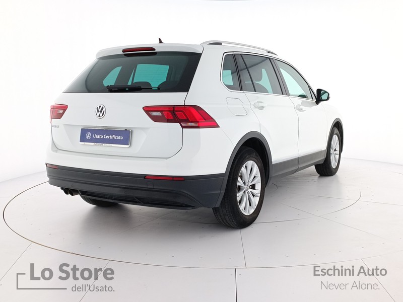4 - Volkswagen Tiguan 2.0 tdi style 150cv dsg