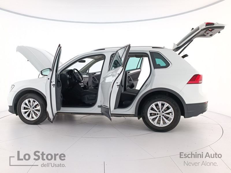 20 - Volkswagen Tiguan 2.0 tdi style 150cv dsg