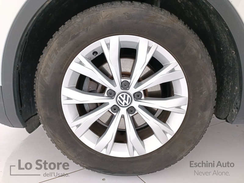 8 - Volkswagen Tiguan 1.6 tdi business 115cv