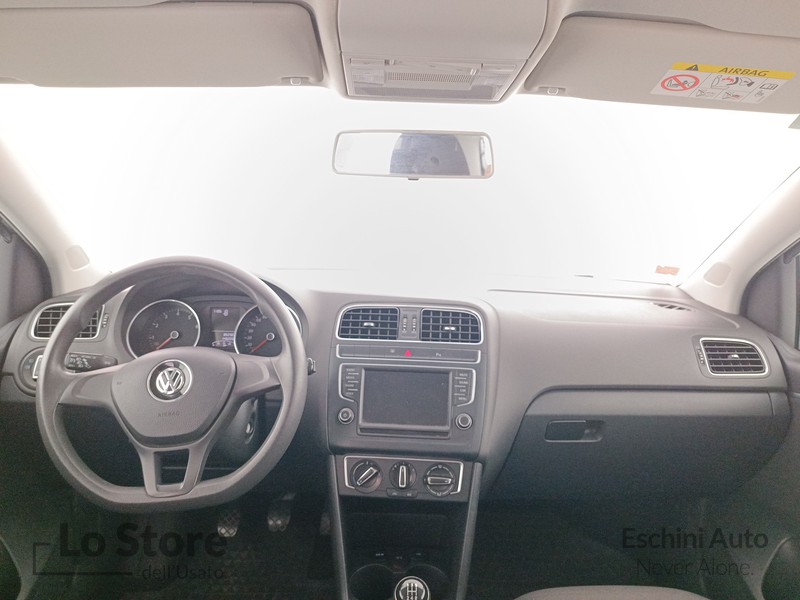 12 - Volkswagen Polo 5p 1.0 mpi comfortline 60cv