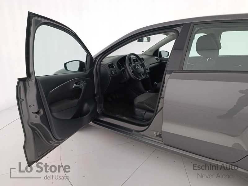 19 - Volkswagen Polo 5p 1.0 mpi comfortline 60cv