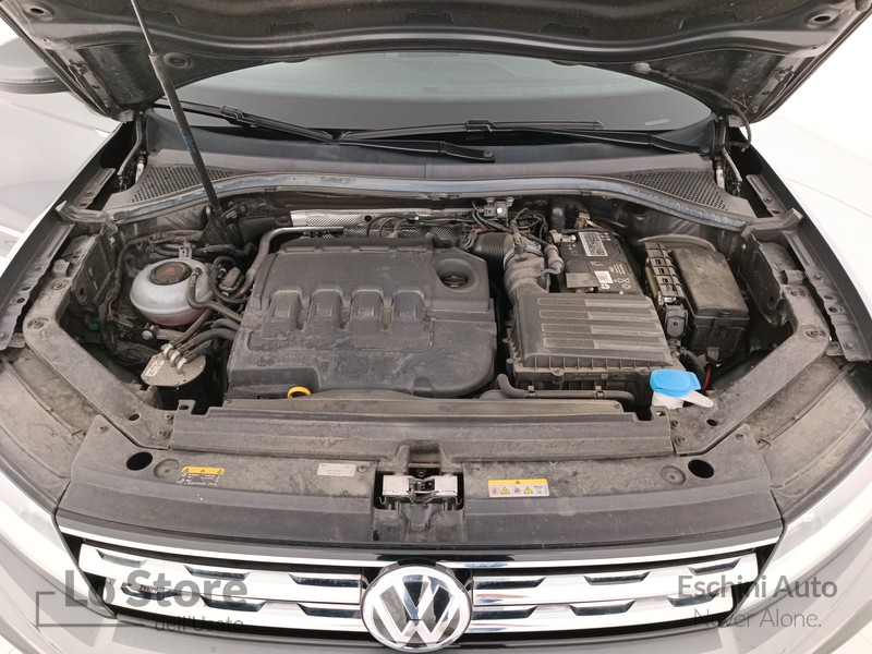 23 - Volkswagen Tiguan 1.6 tdi business 115cv