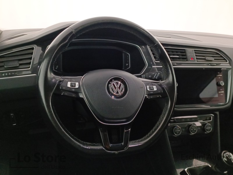 13 - Volkswagen Tiguan 1.6 tdi style 115cv