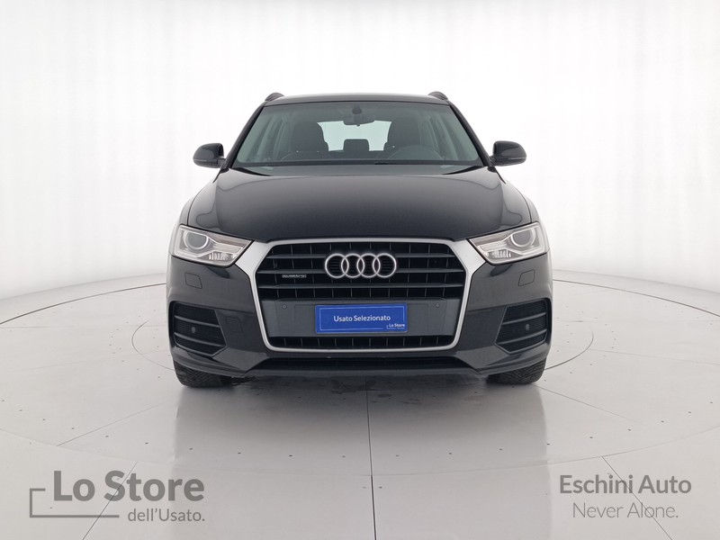 2 - Audi Q3 2.0 tdi 150cv s-tronic