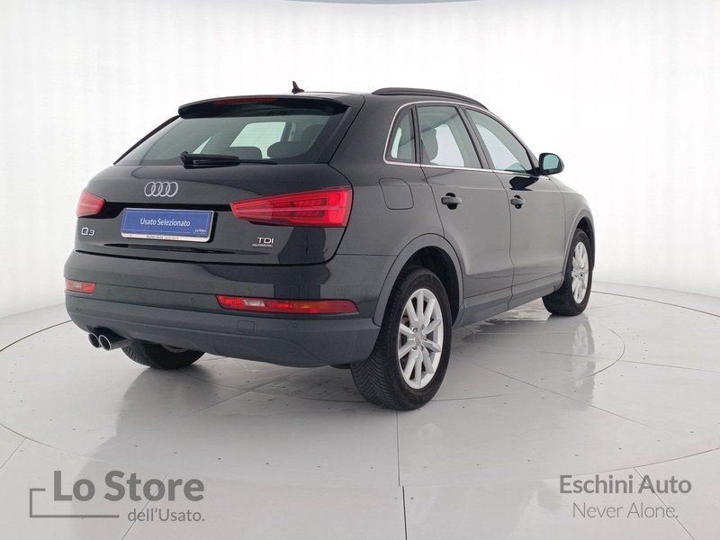 4 - Audi Q3 2.0 tdi 150cv s-tronic