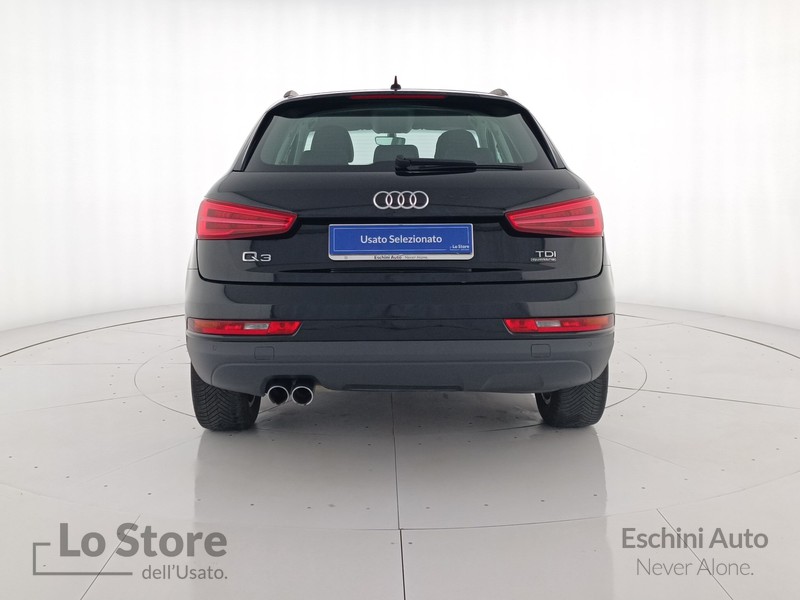 5 - Audi Q3 2.0 tdi 150cv s-tronic