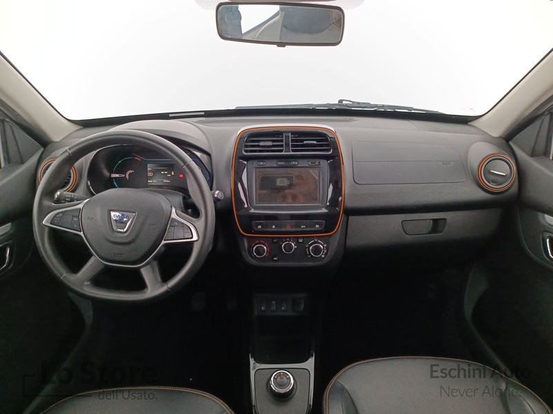 12 - Dacia Spring comfort electric 45