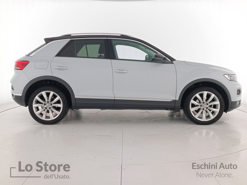 3 - Volkswagen T-Roc 1.6 tdi advanced