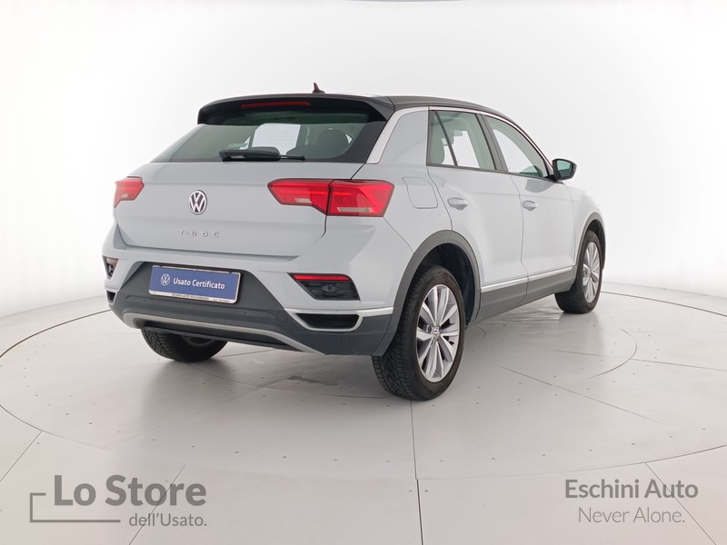 4 - Volkswagen T-Roc 1.6 tdi style